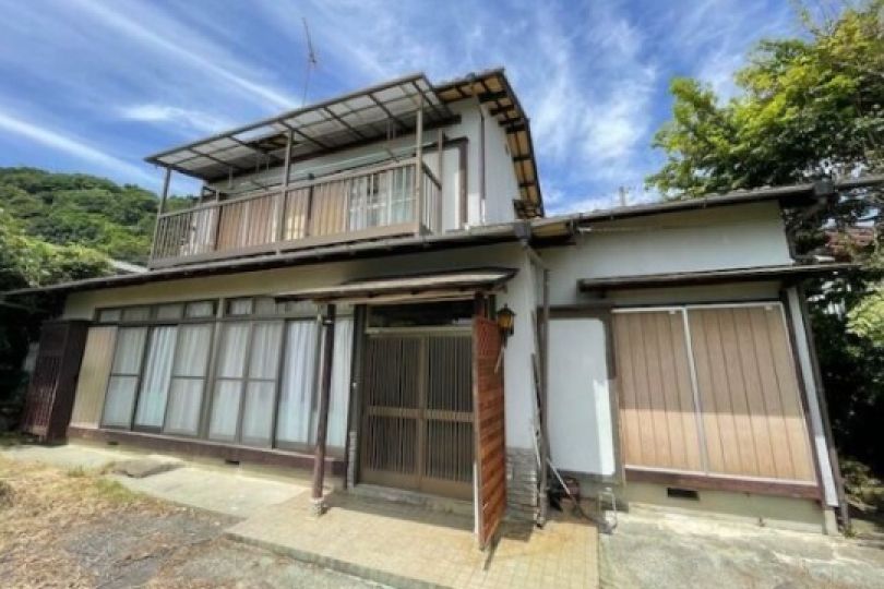 湯河原町鍛冶屋　駅徒歩約18分　内藤戸建