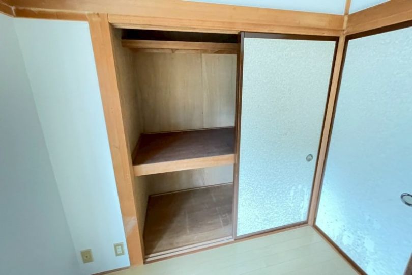 押し入れ