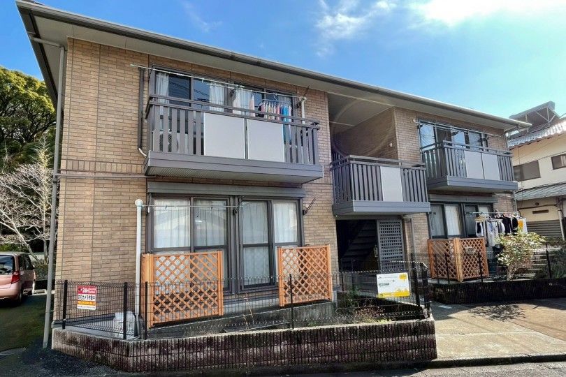 湯河原町中央4丁目　 ピアセントラル　コンビニ・スー...