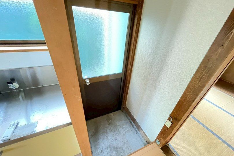 勝手口