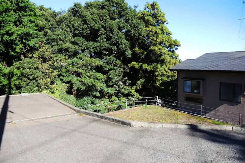 真鶴町真鶴　県道沿いの閑静な住宅街　駅近で通勤通学便...