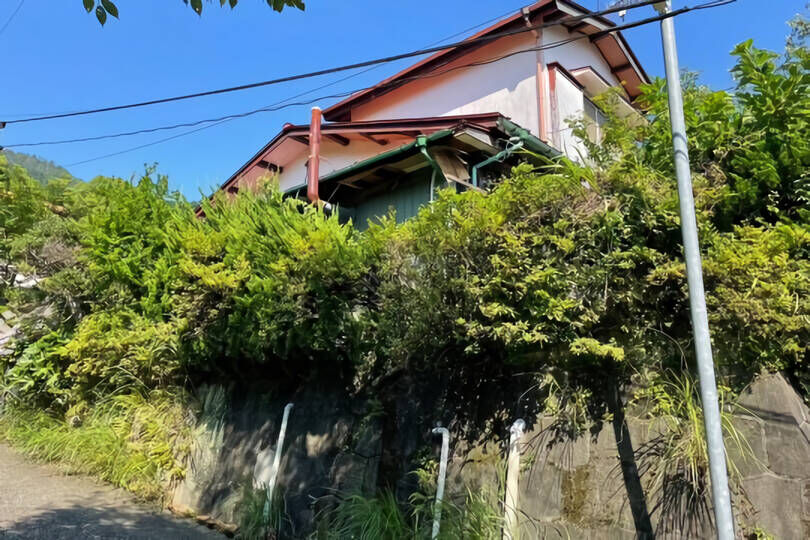 湯河原町宮上　上野郷（東南宮上分譲地）　古家付き売地...