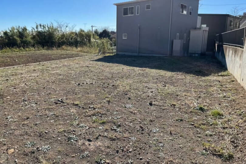 湯河原町吉浜 真鶴駅徒歩16分 緑豊かで閑静な住宅街...
