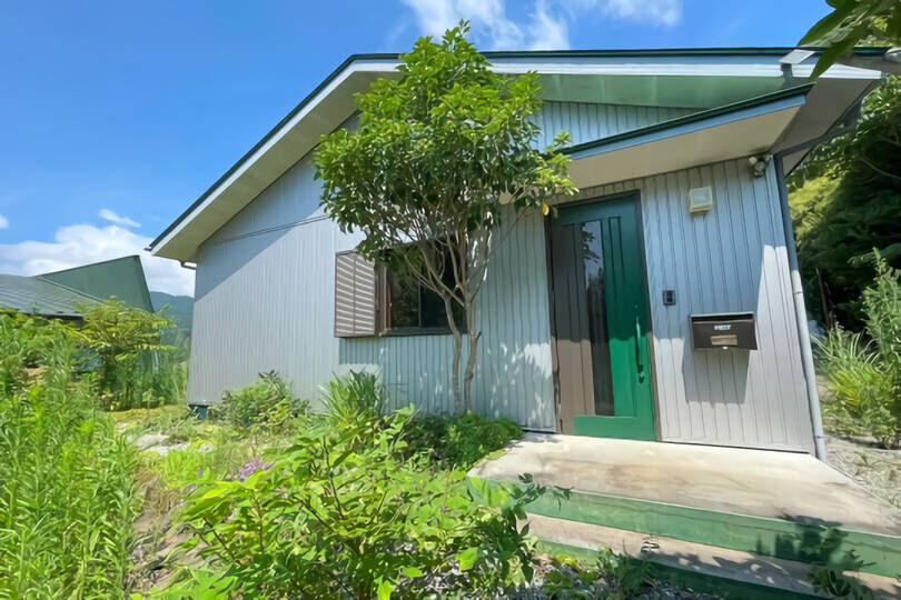 湯河原町宮上　家庭菜園のできるお庭付き　平屋建2LD...