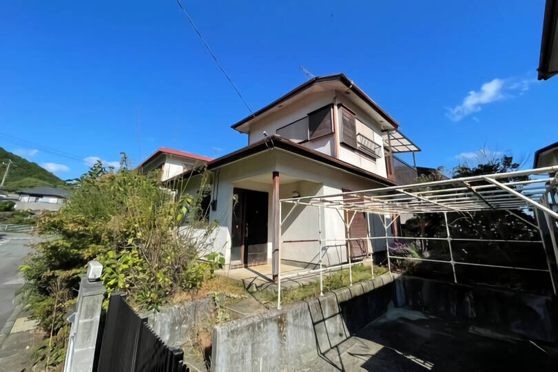 熱海市泉　ゆずり葉分譲地　バス停徒歩1分の南東向き3...