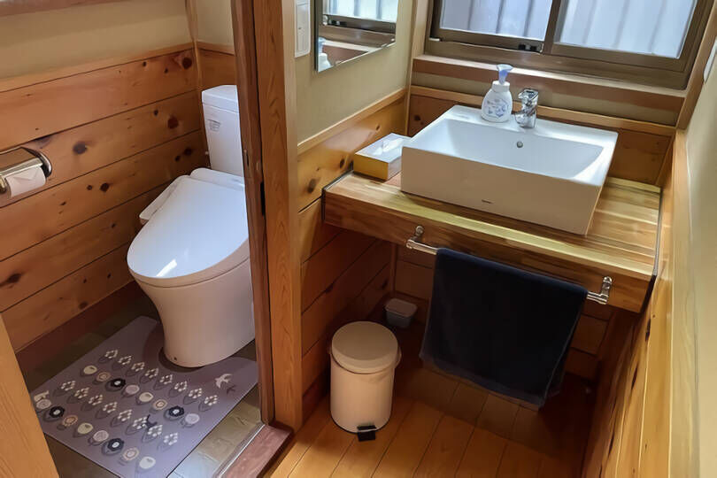 湯河原町宮下　3階建て5LDK　高台　相模湾・夜景眺望 画像9