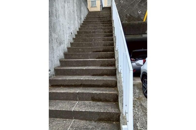 敷地入口