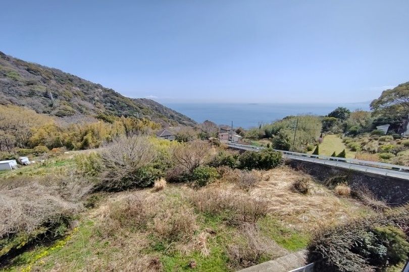 ロイヤルガーデン熱海伊豆山　お部屋から山並みと海を臨む　温泉大浴場付マンション 画像2