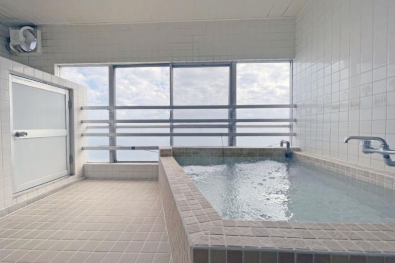 共同浴場