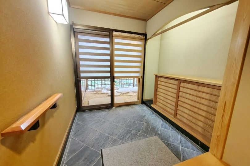 玄関