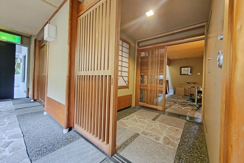 玄関