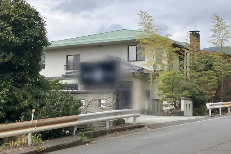 湯河原町宮上 高台から見晴らしの良い景色を望む売旅館